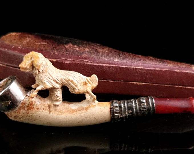 Antique Meerschaum cheroot, Dog, cased