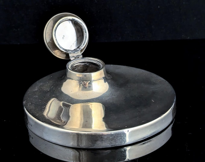 Antique sterling silver capstan inkwell