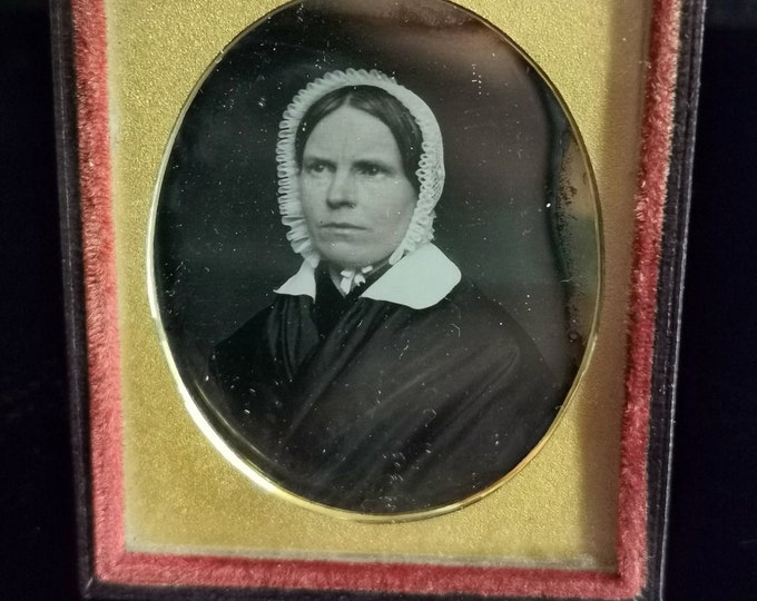 Antique Victorian Daguerreotype Photograph, Lady in a bonnet