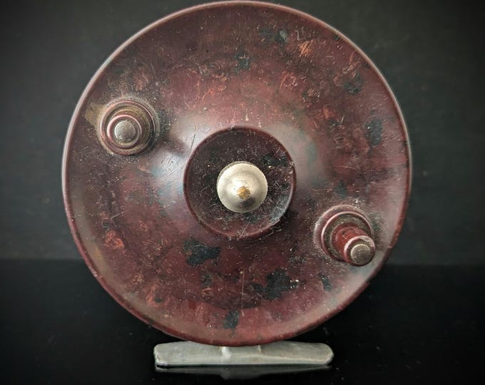 Vintage Elo Bakelite fishing reel, c1930s, sporting collectables