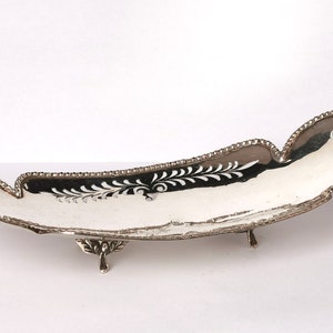 Antique silver bread or sweetmeat dish, centrepiece