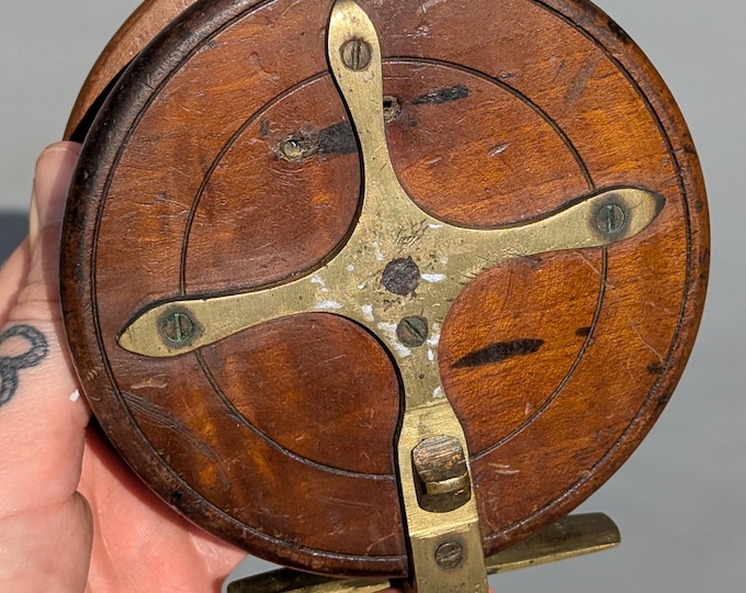 Antique Nottingham style star back arbour fishing reel, large, mahogany and brass