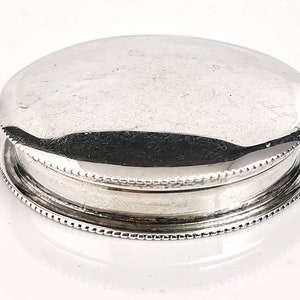 Antique sterling silver snuff box, circular