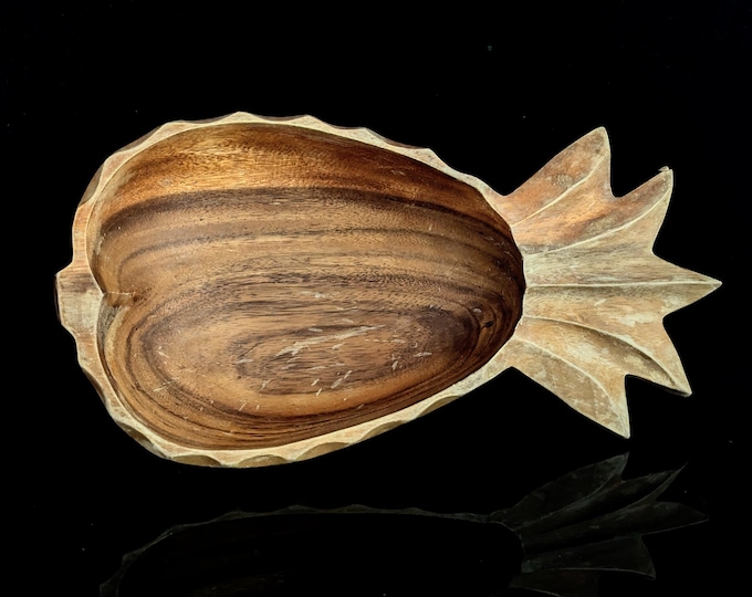 Vintage retro wooden pineapple bowl, Serving dish