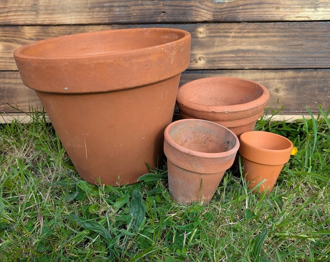 Vintage terracotta planters, plant pots, set of four