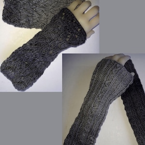 Hand-knitted arm warmers, wrist warmers, fingerless gloves, hand warmers, cuffs, seamless cuffs, size XS to S made from 100% merino wool
