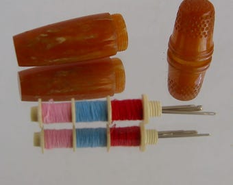 Vintage antique Bakelite sewing case, travel case, sewing bag, needle case, sewing kit, needle case, sewing accessories with thimble and thread spool, France, circa 1930