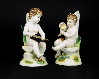 Vintage 2 antique musical figures putti angel cherub with miniature vases made of porcelain signature LEBLOND Naples mark Thuringia Rudolfstadt