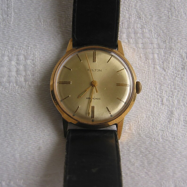 ensemble antique vintage de 7 montres-bracelets par Kelton Armanchoc Pontiac Swiss Made Timex Dermont Swiss Waterproof Enroulement automatique à la main image 4