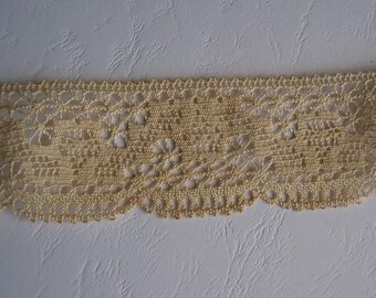 Vintage antique French lace trim bobbin lace ribbon scalloped edge in beige for couturier dressmaking costume designer tailor's dummy