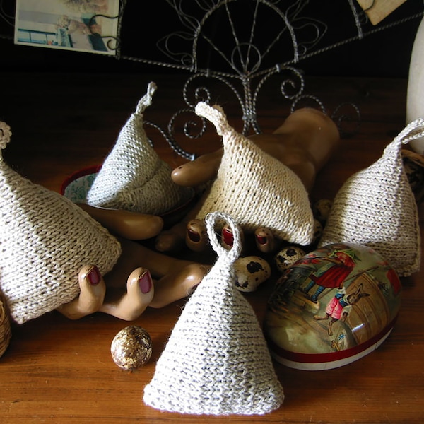 Handgestrickt 1 Ecocotton Duftpyramide Duftkissen Lavendel Blüten aus Frankreich naturbelassene ökologische Baumwolle Einschlafförderung