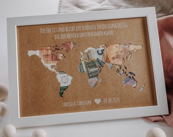 Personalized wedding gift *World Map* with picture frame as a cash gift // wedding gifts // wedding #exploration