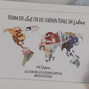 Regalo de cumpleaños personalizado mapa mundial // regalo de dinero Tómate tu tiempo Schwarz - mit Rahmen