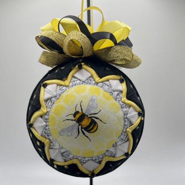 DiY KIT QK-176 Honey Bee 4"  Folded Fabric Ornament Kit, polystyrene ball, fabric, embellishments, ribbon, tutorial (10cm ball)