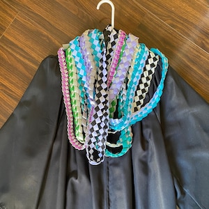 Graduation ribbon leis