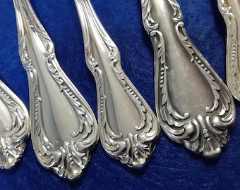 68 piece service for 12 Oneida Chalice Harmony silverplate flatware silverware set