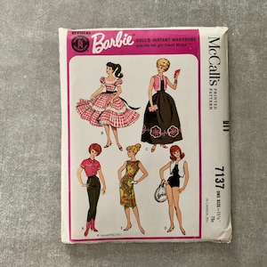 Patrón de costura McCalls 7137 para guardarropa de Barbie de los años 60 (PDF) para muñecas de 11 1/2" Annette, Mitzi, Gina, Kay, Polly Jr., Babs y Midge (8 1/2" x 11") REPRODUCCIÓN