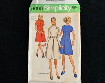 UNCUT 70's Simplicity 9060 Misses Dress in 2 lengths Sewing Pattern - Short or Long Sleeve - Size 10, Bust 32 1/2