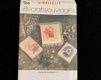 Simplicity Sewing Book 1958 vintage style great graphics and some color photos junk journal sewing journal collage mixed media supplies