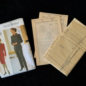 Size 6-8-10 lined jacket 90/'s Vogue Woman 3 piece suit Uncut skirt and pants Sewing Pattern 8887