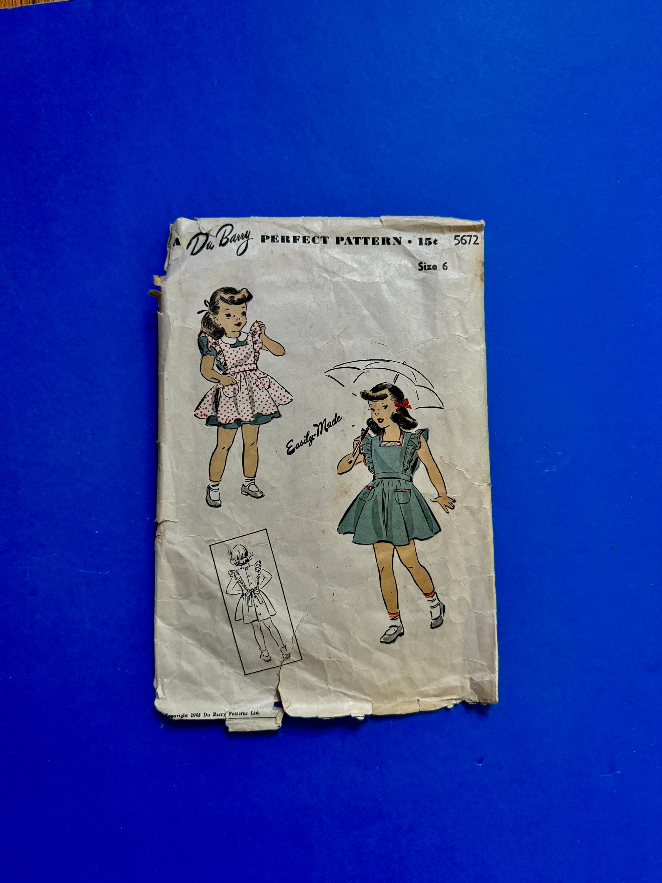 1940 Childrens Apron - Etsy Canada