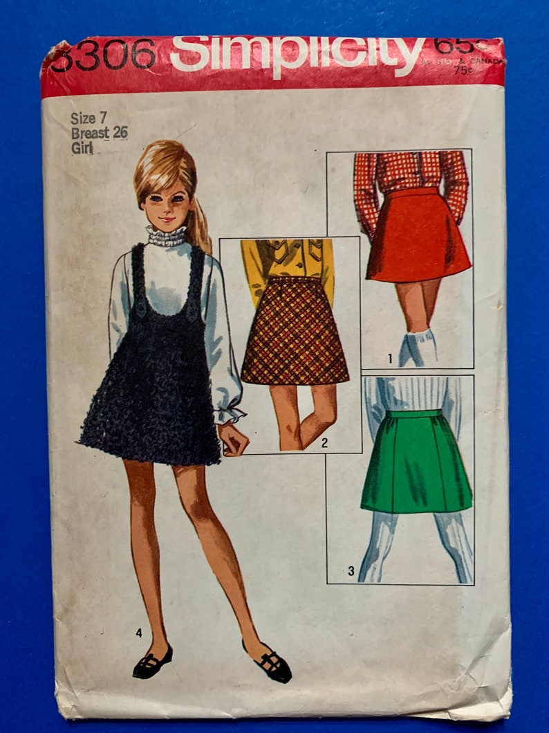Size 7 UNCUT 60's Simplicity 8306  Sewing Pattern Girls' Skirts and Jumper Breast 26