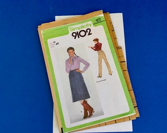 UNCUT Simplicity 9102 Misses Skirt and Pants sewing pattern  Size 6-8, Waist 23, 24 or Med. 14, Waist 28" - Missing envelope