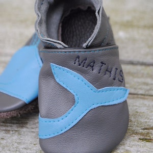 Crawling shoes whale with name, gray-light blue image 2