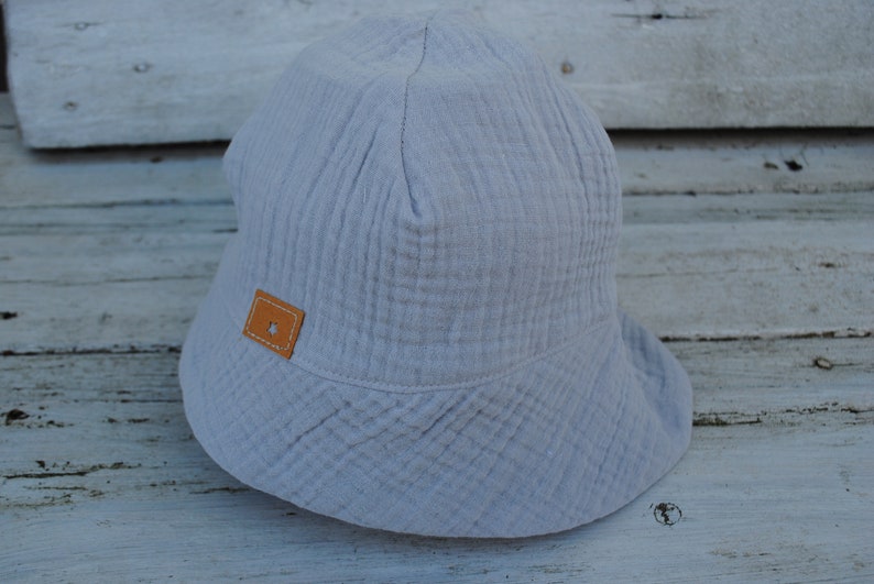 Chapeau de soleil en mousseline, chapeau d'été, bord gris clair, intérieur gris foncé image 2