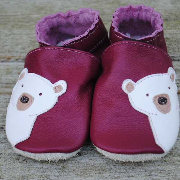 Krabbelschuhe Bär, beere-weiß