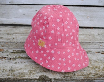 Muslin hat. Summer hat flowers. raspberry colored