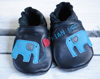 Krabbelschuhe Elefant mit Namen, dunkelblau-hellblau