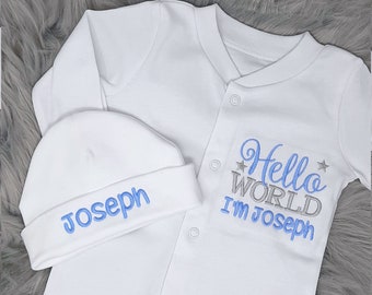 Conjunto de pijama y sombrero personalizado Hello World Baby Boy, diseño bordado azul y plata, Baby Shower, regalo de bautizo, ropa personalizada,