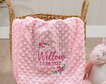 Gepersonaliseerde baby-inbakerdoek, gouden geometrisch bloemenframe, roze blauw grijs of wit, zacht en pluizig