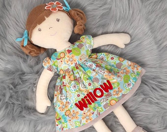 Muñeca de Trapo Personalizada, Bordada Con Cualquier Nombre, Muñeca de Tela Pelirroja Personalizada.