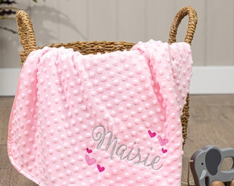 Manta personalizada con corazones para bebé niña, rosa, gris o blanca, suave y esponjosa, bordada con cualquier nombre.