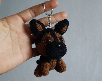 Limited Edition Gehäkelter Deutscher Schäferhund Schlüsselanhänger Crochet Amigurumi German Shepherd Adventskalender Weihnachtsgeschenk