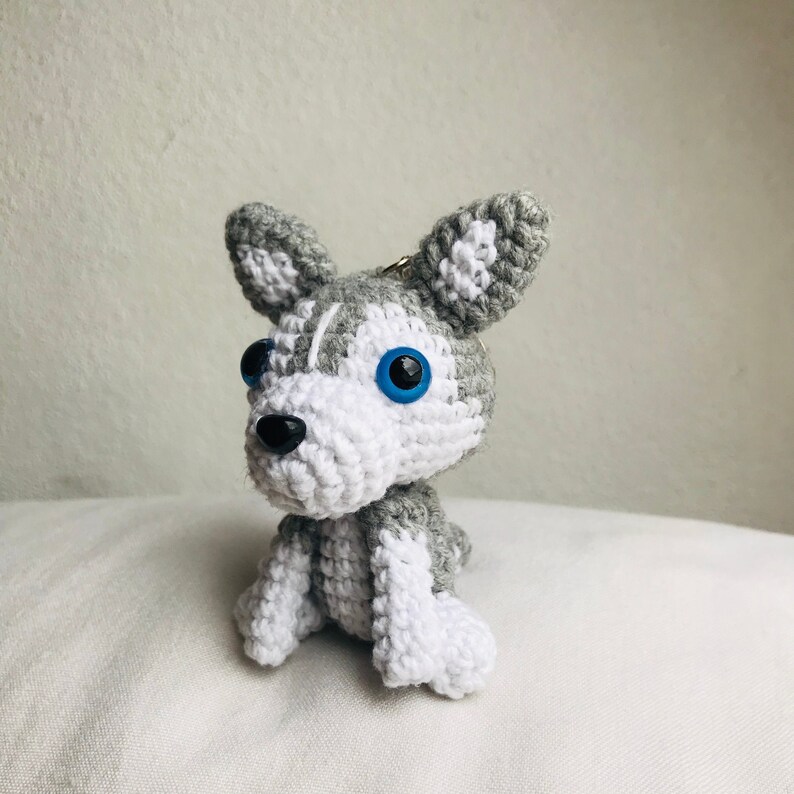 Limited Edition Gehäkelter Husky Hund Stofftier Miniatur Amigurumi Puppy Dog Crochet Kinder Erwachsene Adventskalender Weihnachten Geschenk Bild 2