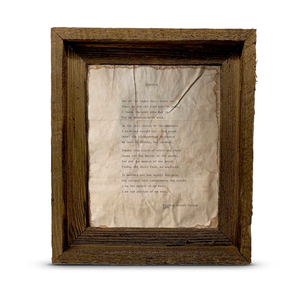 Impresión de poema de Invictus / William Ernest Henley / Arte de pared / Poema angustiado estilo máquina de escribir hecho a mano enmarcado en Barnwood o sin enmarcar