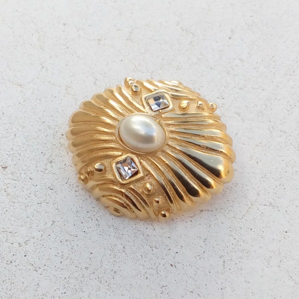 Vintage signed HOBE gold tone brooch with pearl and crystals Abstract oval brooch pin with rhinestones and faux pearl Mid century jewelry