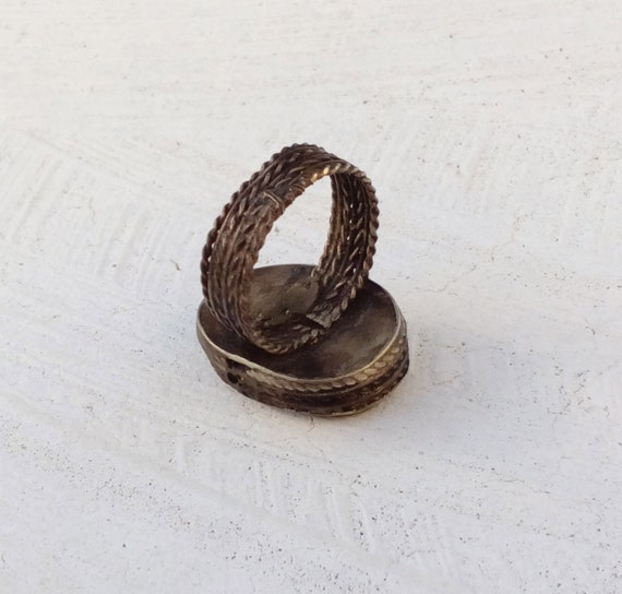 Antique signet ring Oval wax seal ring Size 7 Got… - image 5