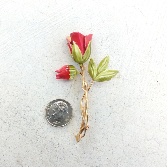 Realistic gold tone red and green enamel rose bro… - image 2