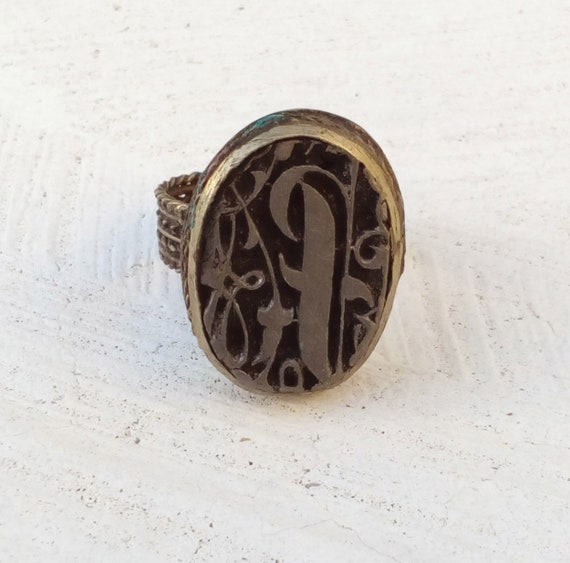 Antique signet ring Oval wax seal ring Size 7 Got… - image 7