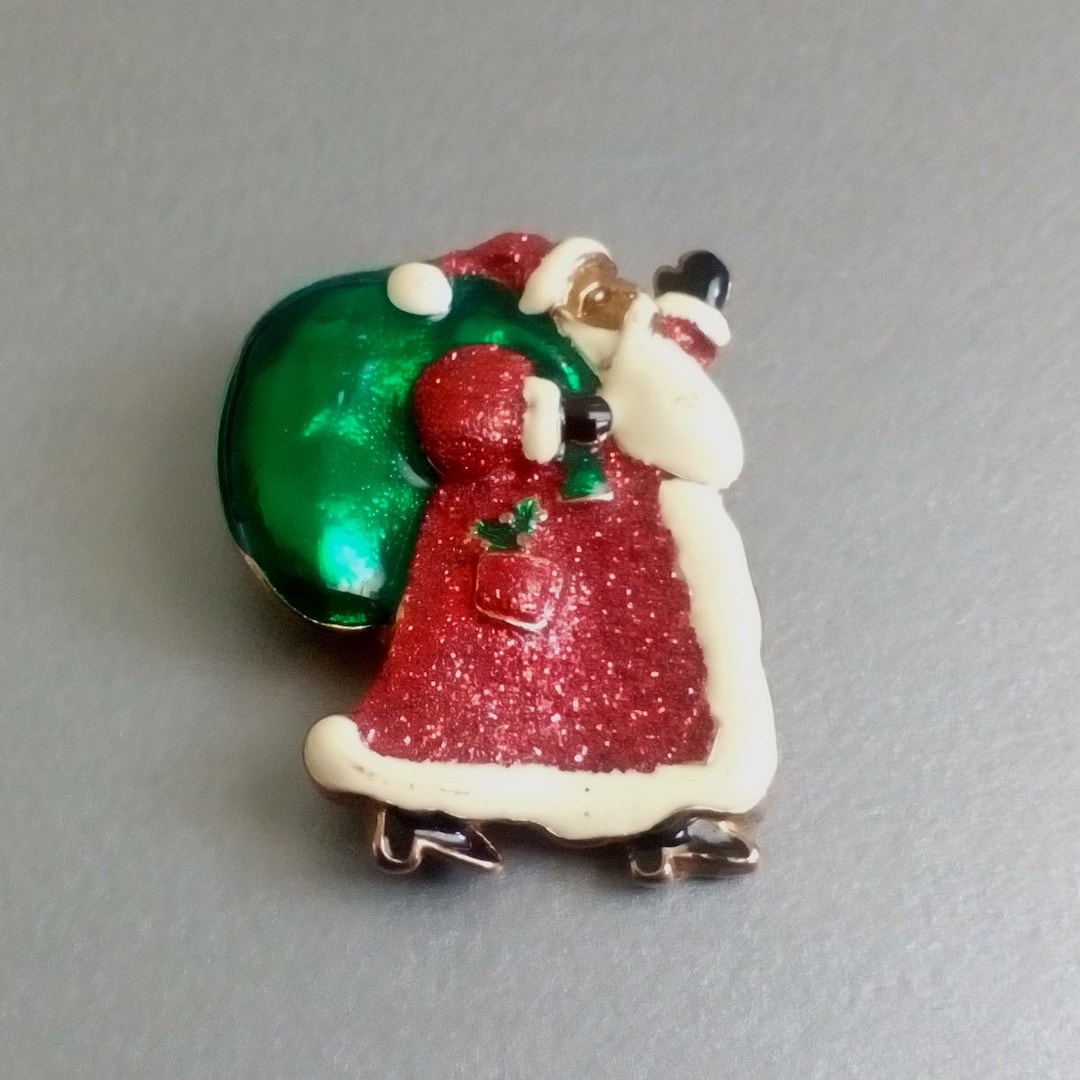 Santa Pin Design Sparkling SANTA CLAUS Pin Gold Tone Enamel CHRISTMAS Brooch Vintage ...