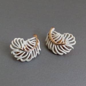 MONET feather earrings Gold tone/white clip on earrings Vintage bridal jewelry
