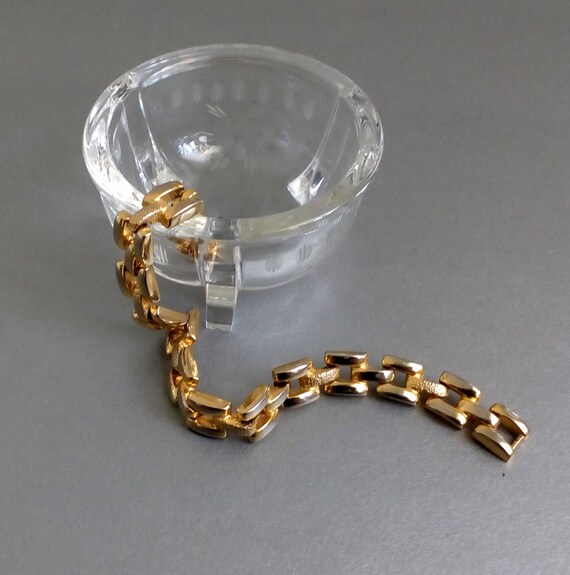 Classic linked bracelet Vintage unisex gold tone … - image 3