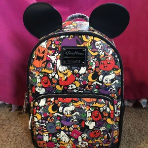 Disney parks, Loungefly Halloween, large backpack with ears sorry, no international shipping from this shop Including Canada