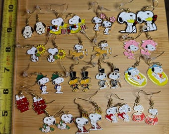 Peanuts Snoopy Dog enamel dangle earrings. Sorry no international shipping from this shop. This includes Canada.