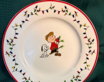 Peanuts Snoopy Dog Collector Christmas Plate no international shipping from this shop