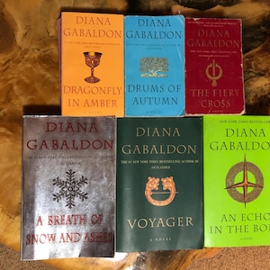 Outlander series book 2-7 Dragonfly In Amber by Diana Gabaldon no international shipping from this shop